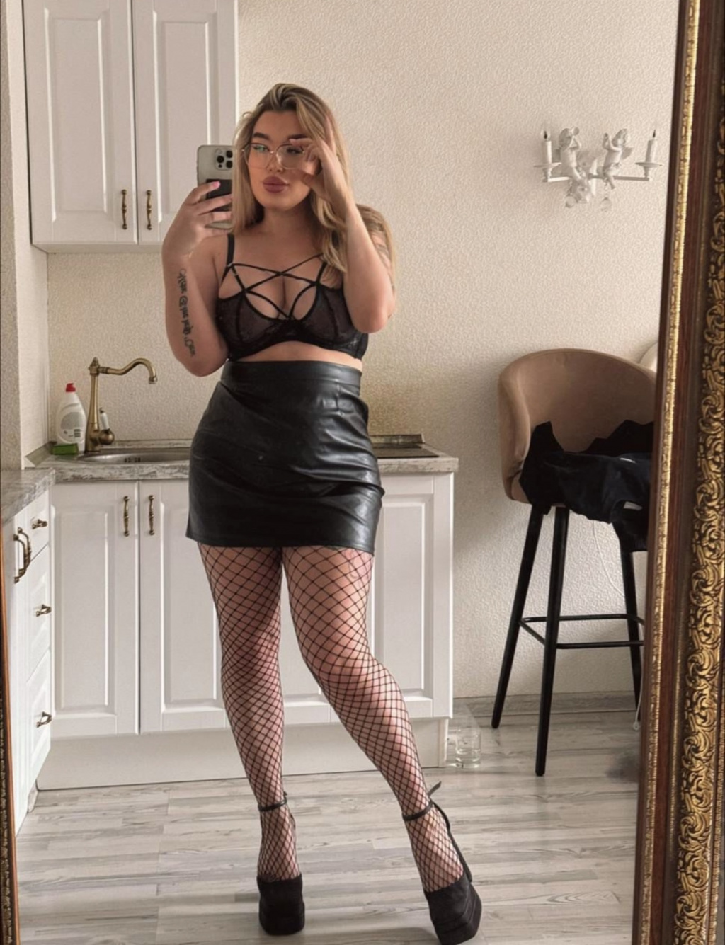 Алиса: проститутки индивидуалки в Ярославле